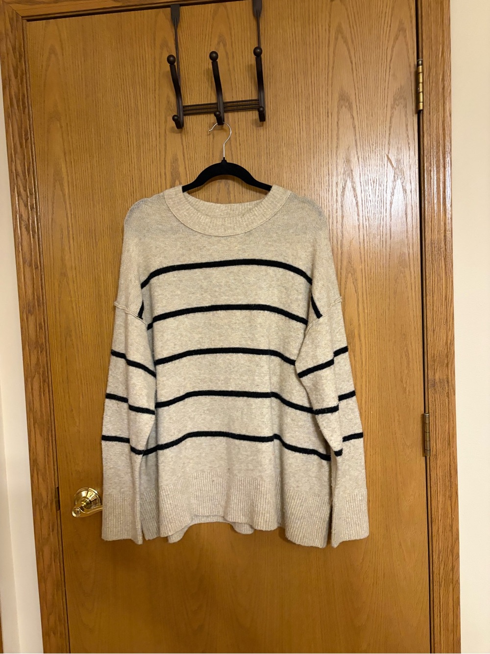 aerie crewneck sweater